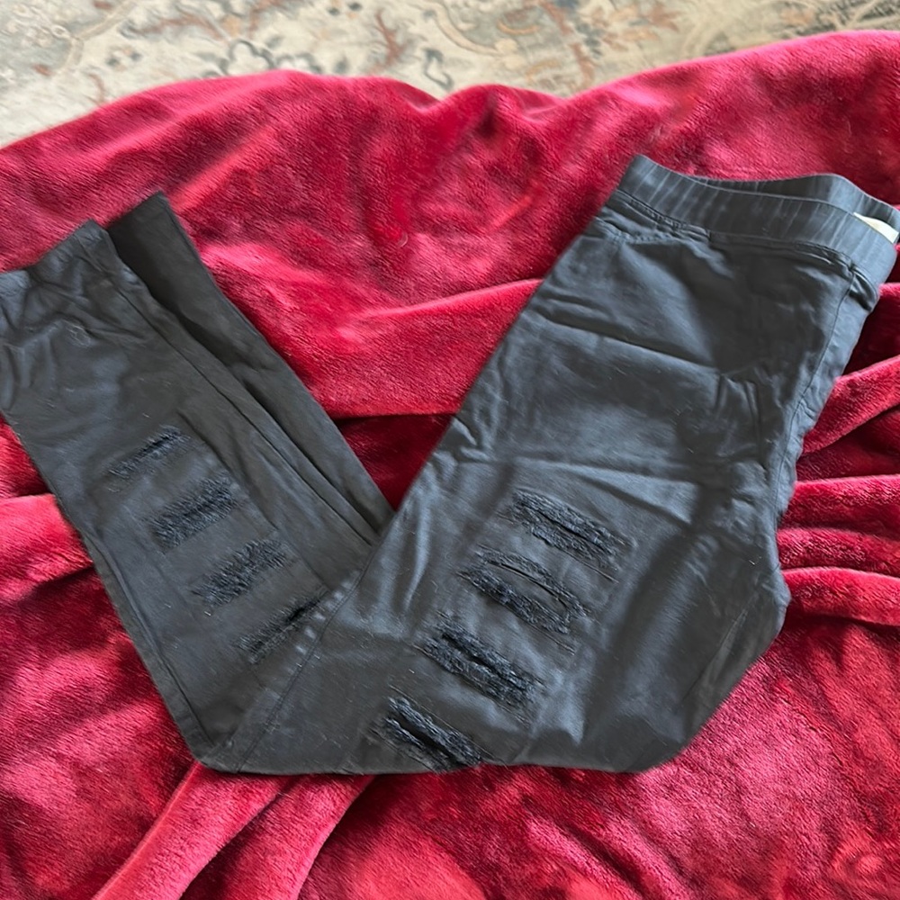 Distressed black pull on leggings